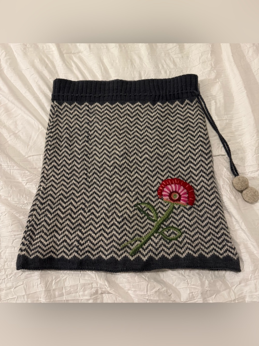 Laundromat Women’s Lined Wool Skirt With Embroidered Floral Design Sz Medium